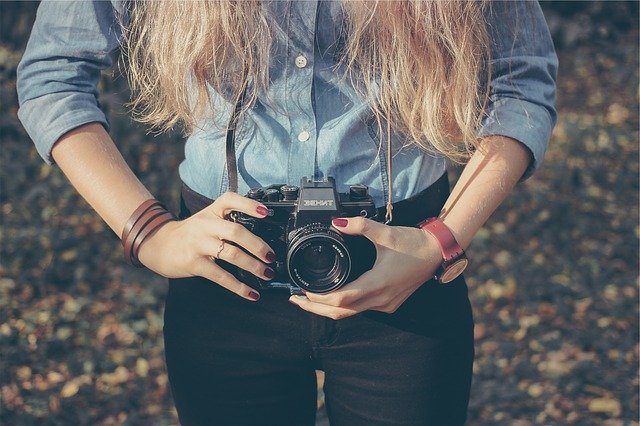 Freelance Work That You Can *Secretly* Do While Employed Full-Time