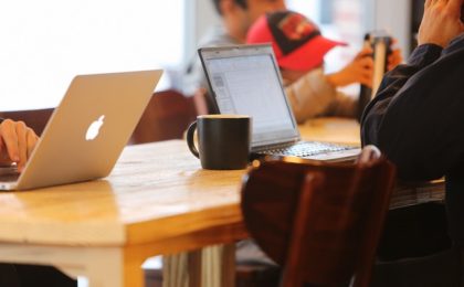 Is It Really Possible For A Full-Time Employee To Start An Online Business?